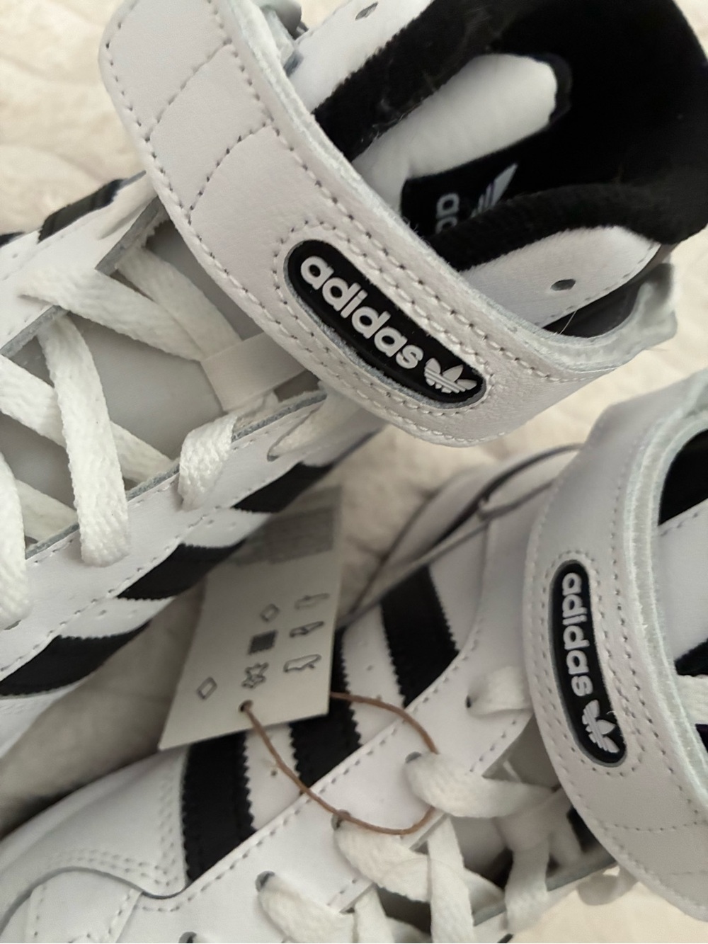 Adidas Forum Mid Cloud Sneakers NWT - Picture 5 of 5